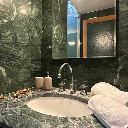 Dimora Ester - Vecchia & Castle View *